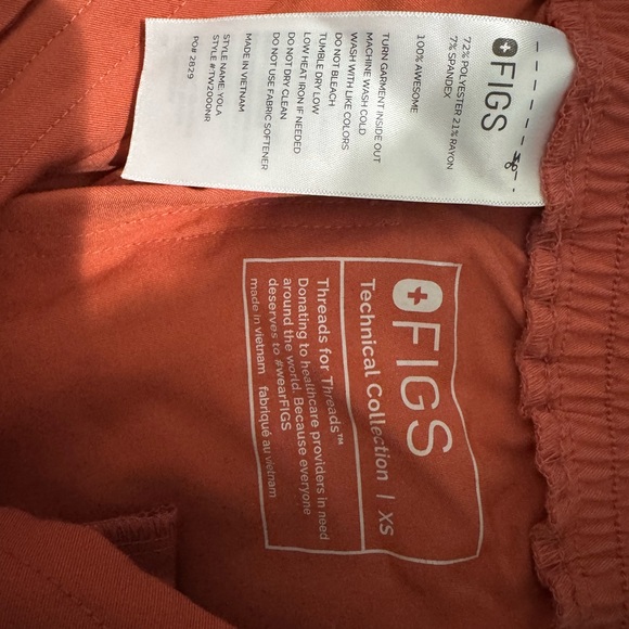 *FIGS SET* Yola™ Skinny Scrub Pants [XS] & Catarina™ One-Pocket Scrub Top [XS] - Picture 3 of 15